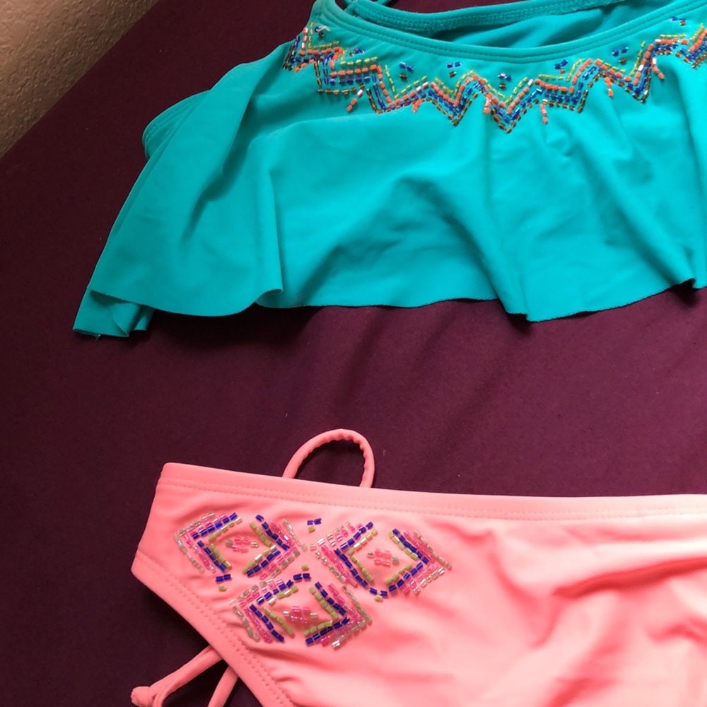Beaded bikini - Picture 2 of 3